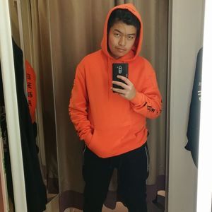 Meet your Posher, Khanh